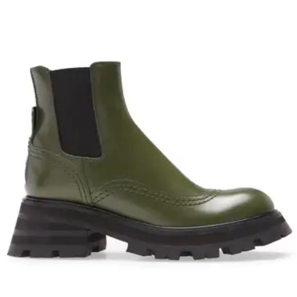 🥾💚 RARE! Alexander McQueen Lug Chelsea Boot Women’s 5US / 35EU in GREEN! 🥾💚